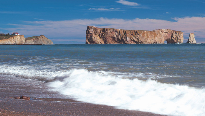 gaspesie-rocher-perce-plage