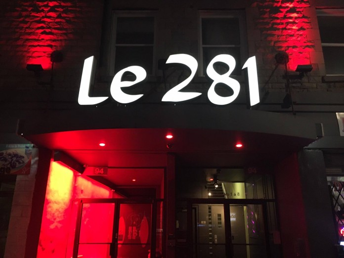 281-une 281-une