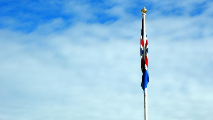 introduction-islande-drapeau-une introduction-islande-drapeau-une