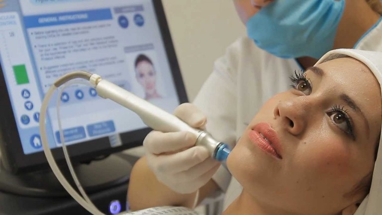 hydrafacial-une