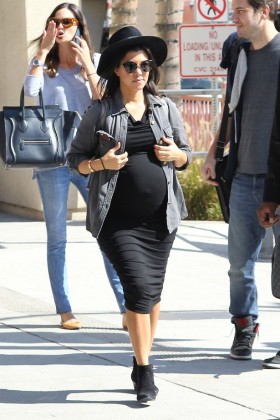 kourtney-kardashian-enceinte