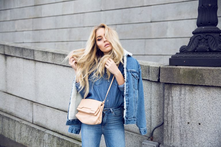 3-tendances-printemps-adopter-des-maintenant-jeans-denim