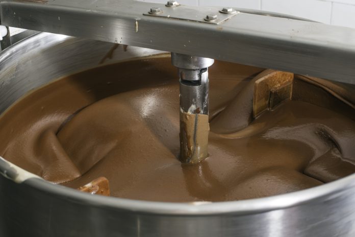 machine-mixing-chocolate-factory machine-mixing-chocolate-factory