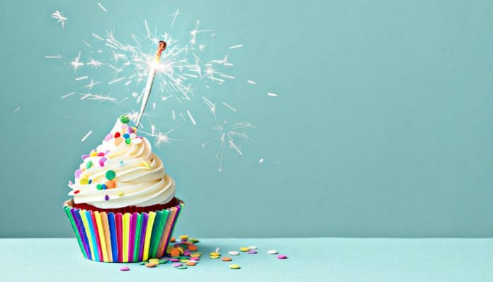 anniversaire cover