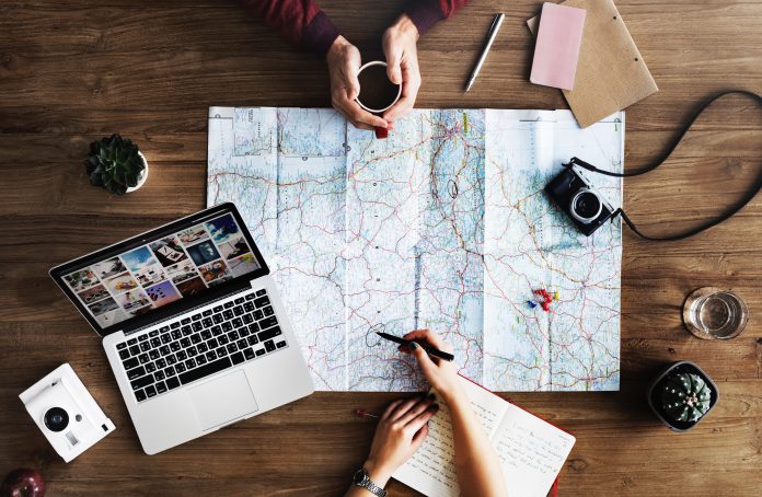 rawpixel-préparatifs-avant-de-voyager Quelles sont les démarhes avant de voyager?