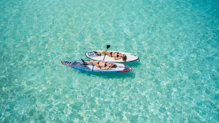 ishan-seefromthesky-instagrameuses voyage2