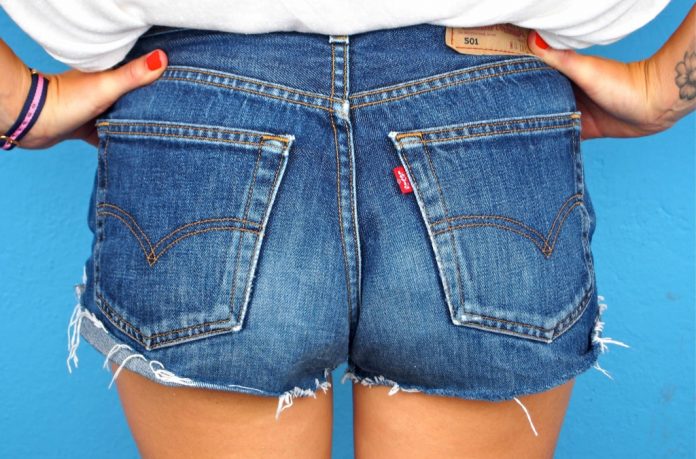 traitements-cellulite-saison-mini-shorts