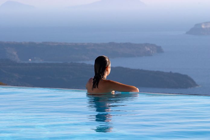 santorini-infinity-pool-5m