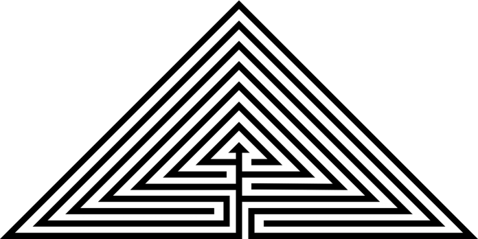 labyrinth-1548353_1280