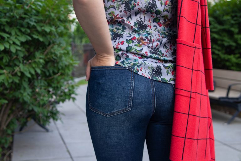 4 filles et un jeans – le jeans «magique» existe pour vrai!