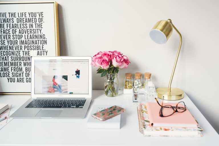6 items pratiques et décoratifs pour « pimper » ton bureau !