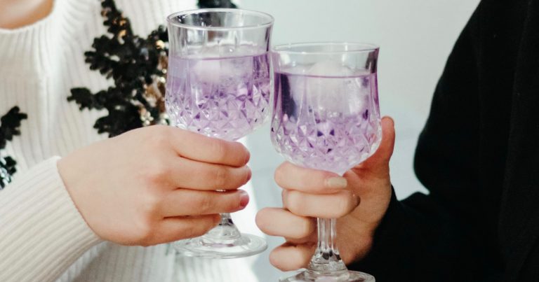 Ce gin québécois change de couleur au contact du tonic… et on adore!