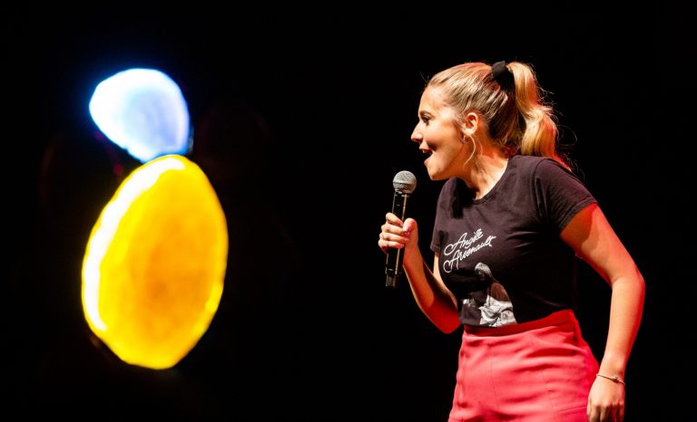 Premier One-Woman-Show de Rosalie Vaillancourt… ou sourire pendant 1h30