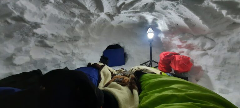 Mon expérience de camping d&rsquo;hiver dans un Quinzhee