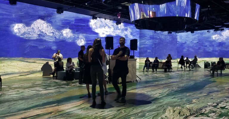 Van Gogh – Distorsion : une exposition sensorielle unique